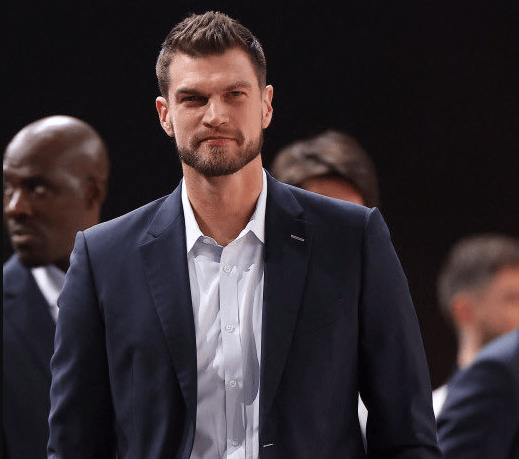 突然被FBI逮捕强制下课第一人！pg电子免费模拟器重磅！比卢普斯(图3)